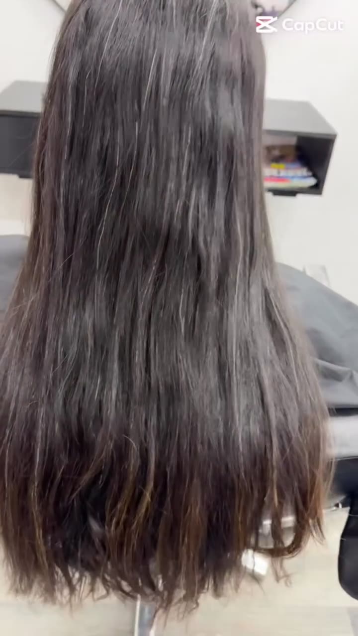 A beautiful blend of cool foils in long, thick hair